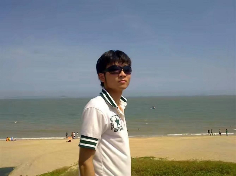 阿俊的第一张照片--百色相亲服务中心