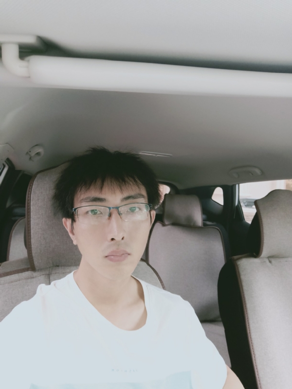 阳光大男孩的第一张照片--百色相亲服务中心