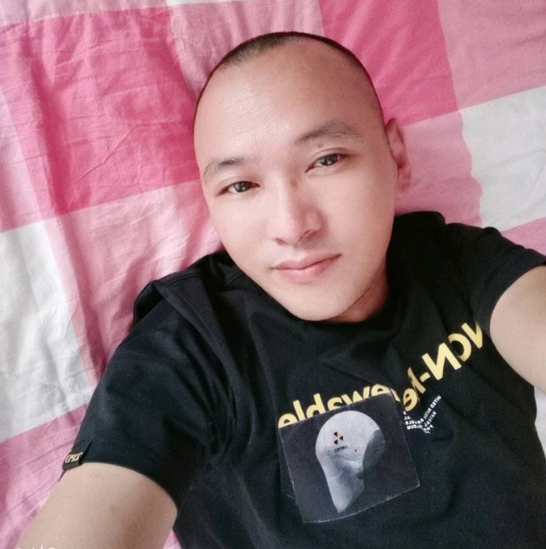 求脱单的第一张照片--百色相亲服务中心