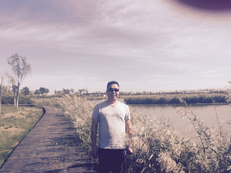 卓哥的第一张照片--百色相亲服务中心