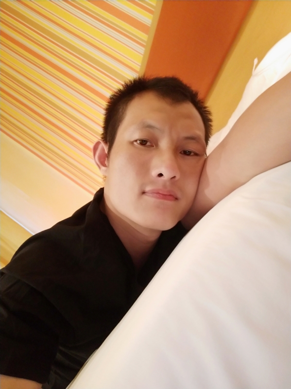 梦想的第一张照片--百色相亲服务中心