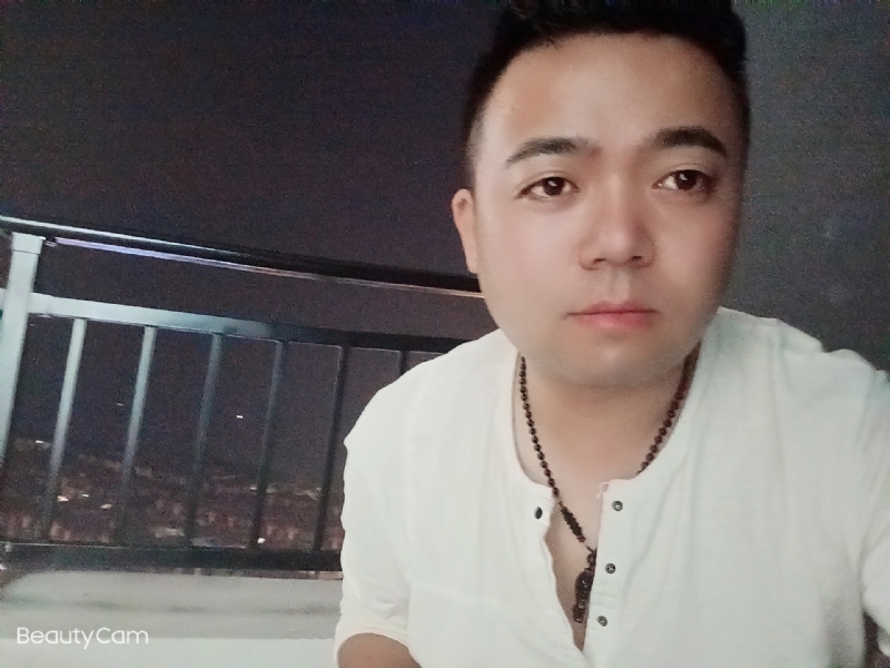 可么嗯哼的第二张照片--百色相亲服务中心