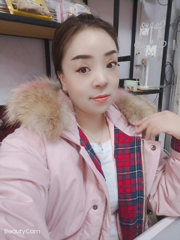 爱雨的第一张照片--百色相亲服务中心