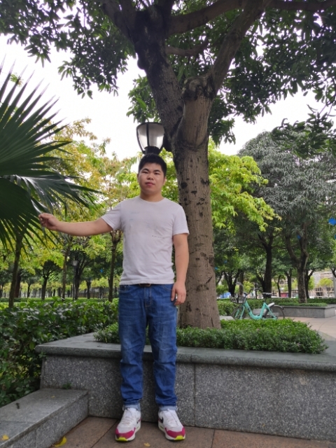 小欧的第一张照片--百色相亲服务中心