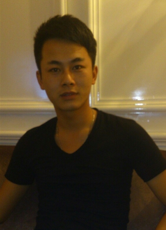 真情的流露的第一张照片--百色相亲服务中心