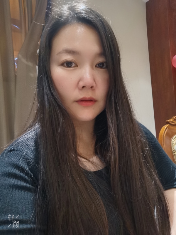 哦呼的第一张照片--百色相亲服务中心