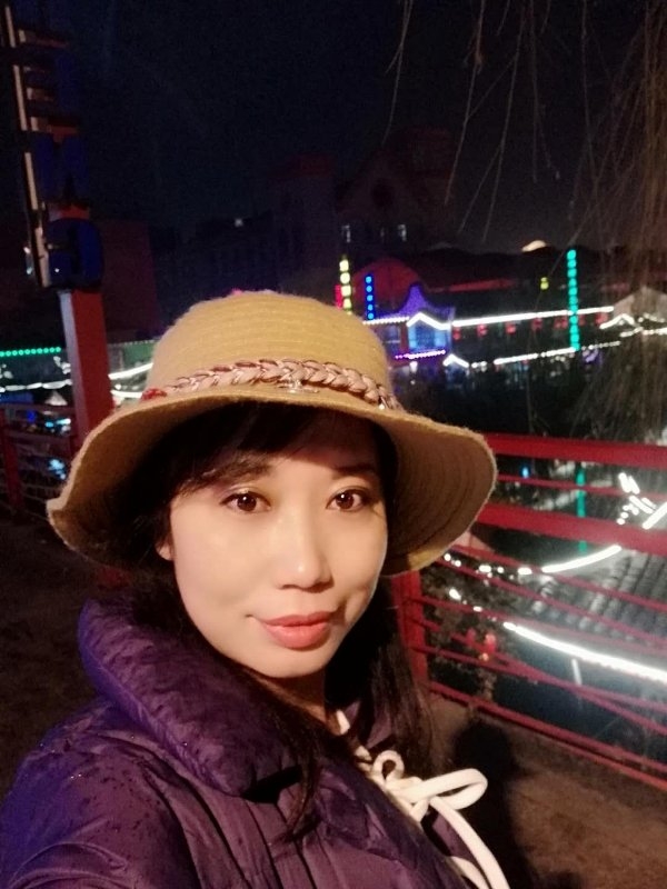 阳光明媚的第一张照片--百色相亲服务中心