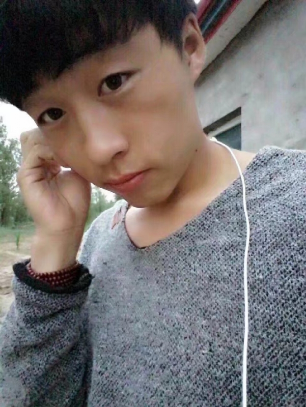 小胡的第一张照片--百色相亲服务中心