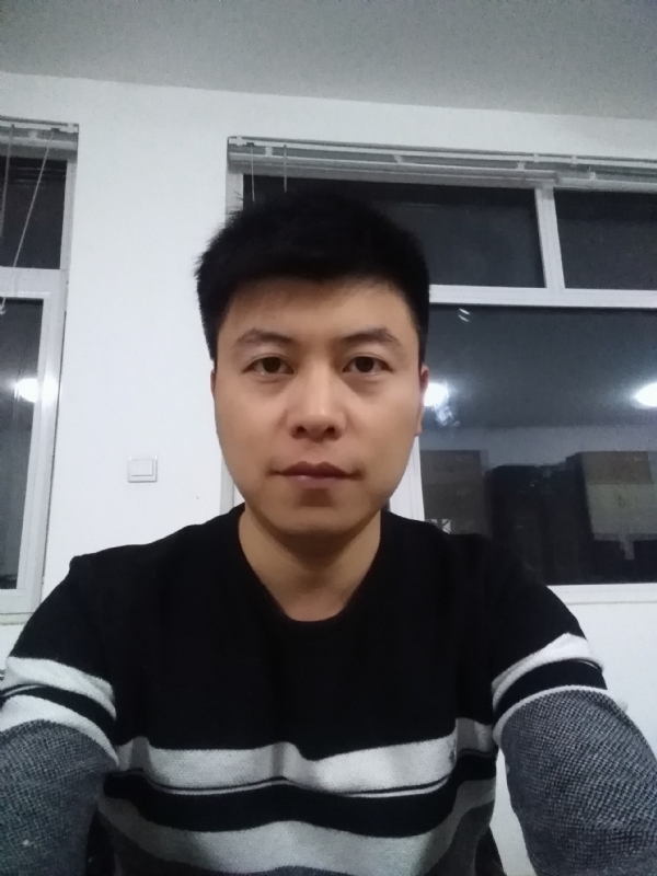 呵呵的第一张照片--百色相亲服务中心