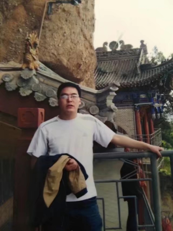 情迷海棠的第一张照片--百色相亲服务中心