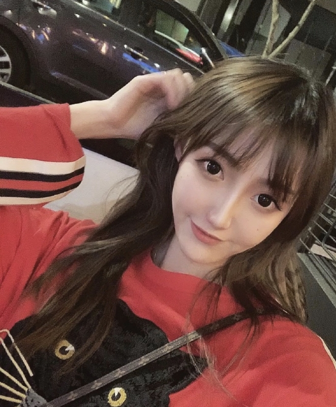 安娜的第一张照片--百色相亲服务中心