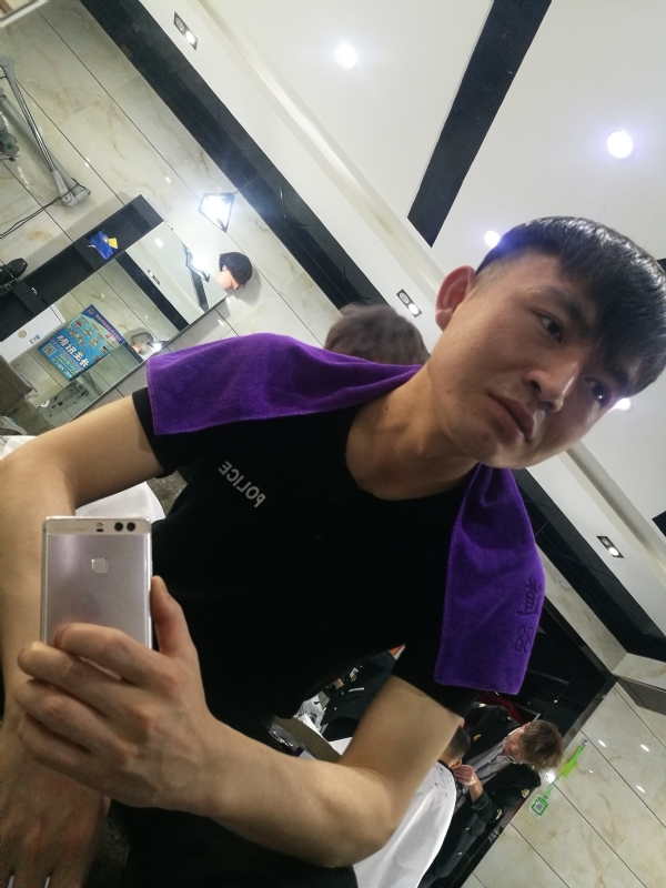 未来可期的我的第四张照片--百色相亲服务中心