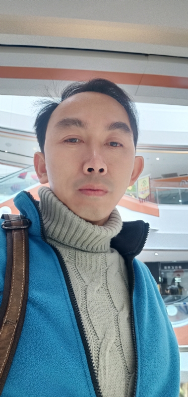 峤哥的第一张照片--百色相亲服务中心