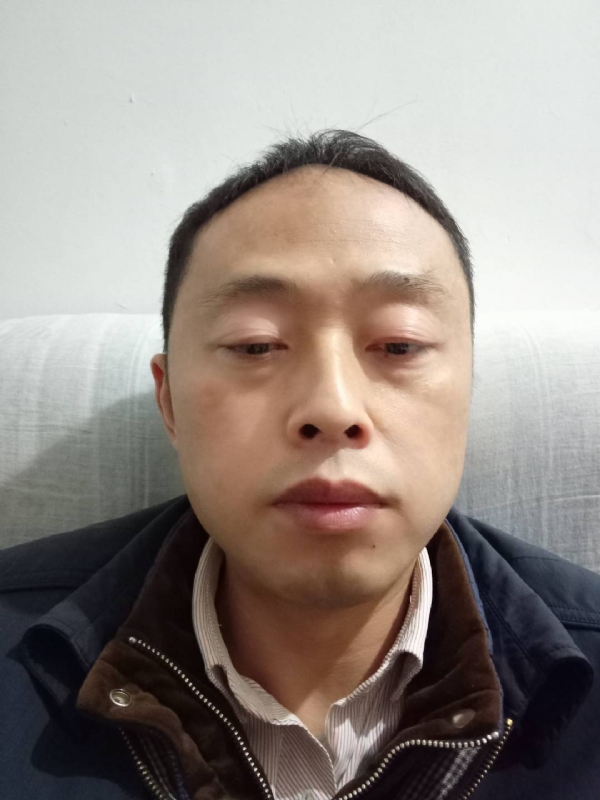 阳光的第一张照片--百色相亲服务中心