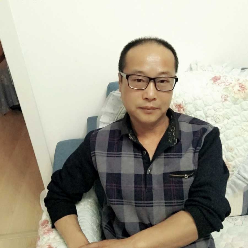 大海的第一张照片--百色相亲服务中心