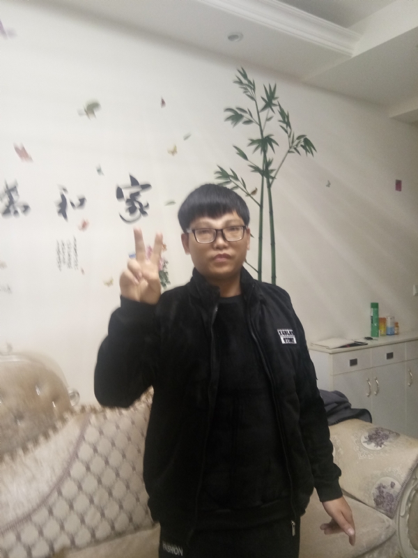 光头强的第一张照片--百色相亲服务中心