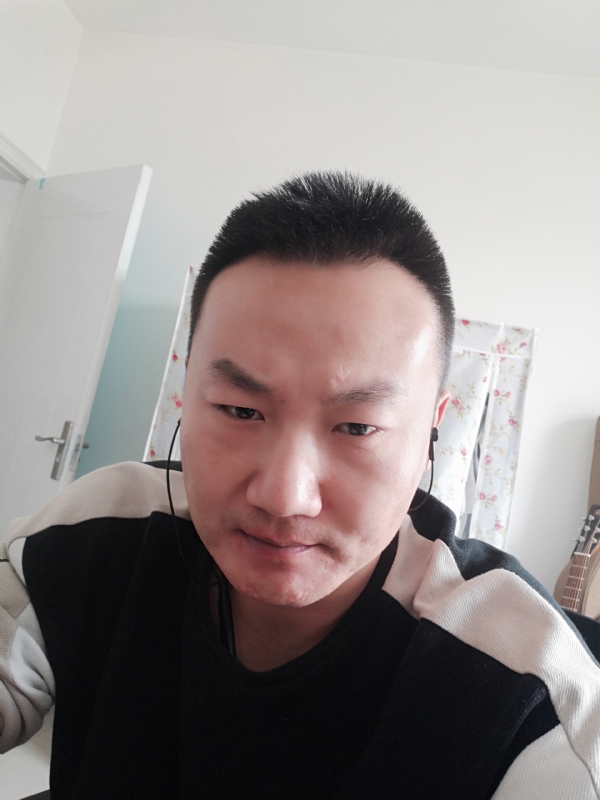 曹先森的第一张照片--百色相亲服务中心