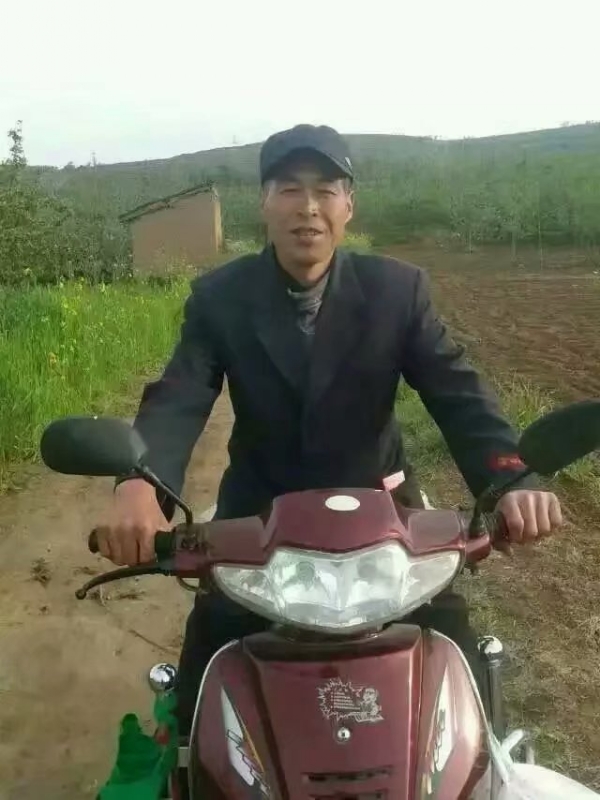 牵手随缘的第一张照片--百色相亲服务中心