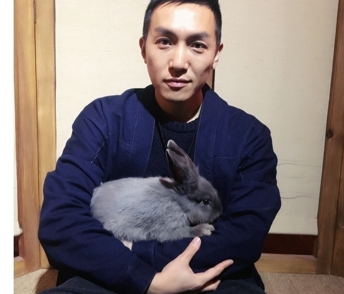 简单人生的第一张照片--百色相亲服务中心