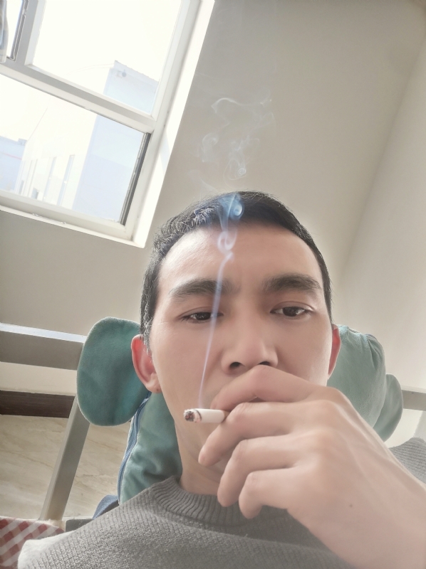 殇情的第一张照片--百色相亲服务中心