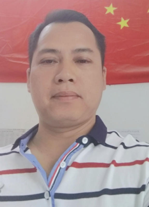 隆哥的第四张照片--百色相亲服务中心