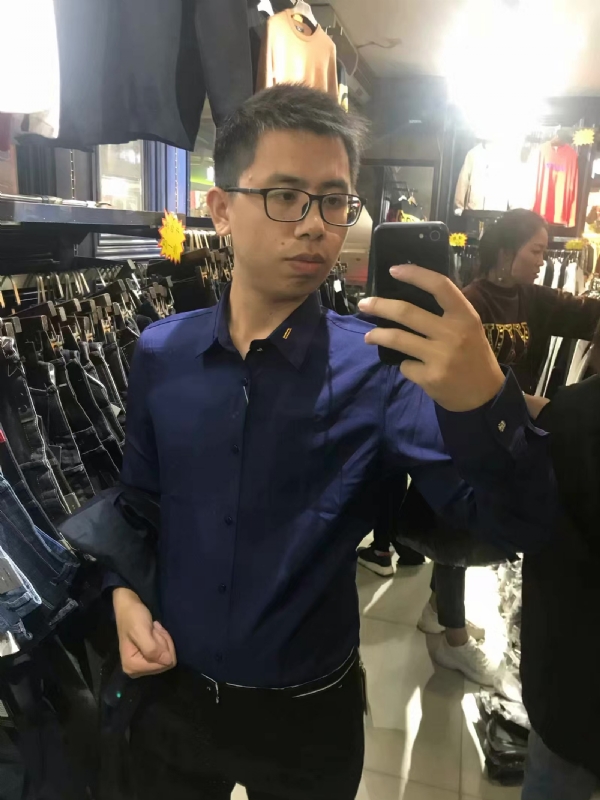 叶自飘零的第一张照片--百色相亲服务中心