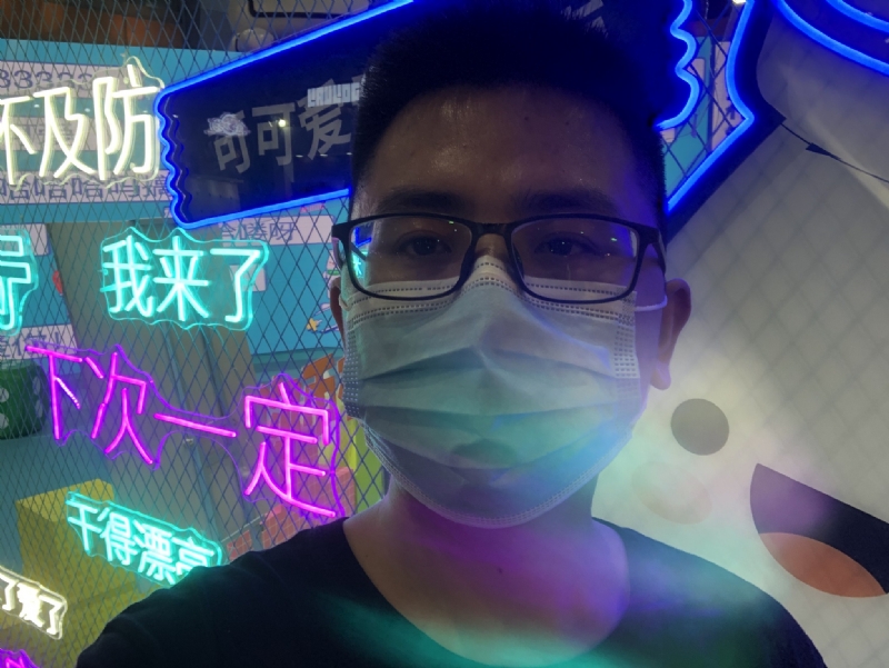 叶自飘零的第四张照片--百色相亲服务中心