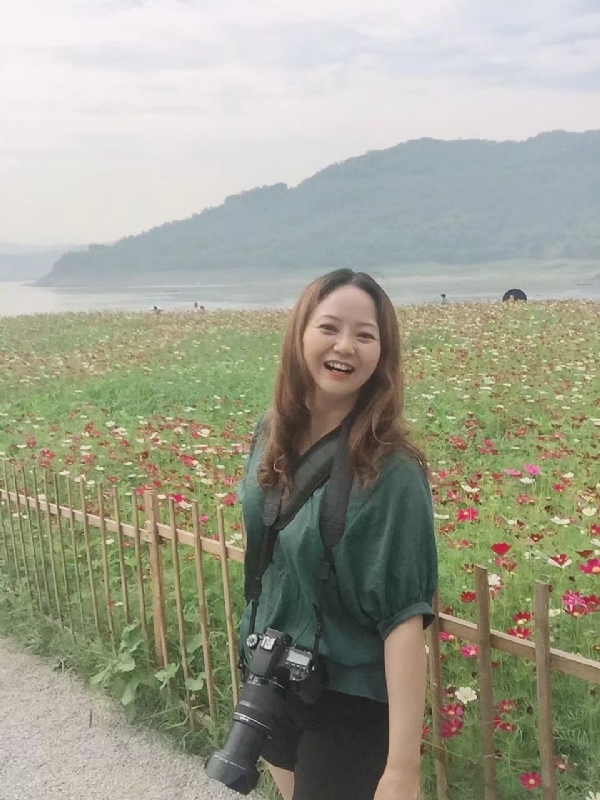 花雨的第一张照片--百色相亲服务中心