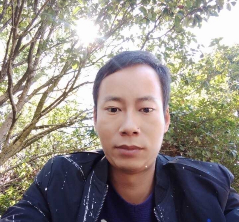 晨曦的第一张照片--百色相亲服务中心