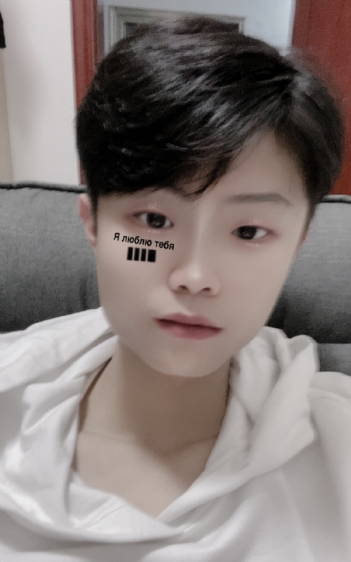 小郑的第一张照片--百色相亲服务中心