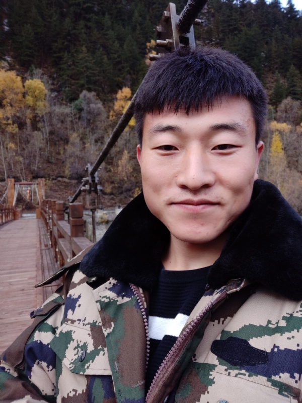 叁叁肆的第一张照片--百色相亲服务中心