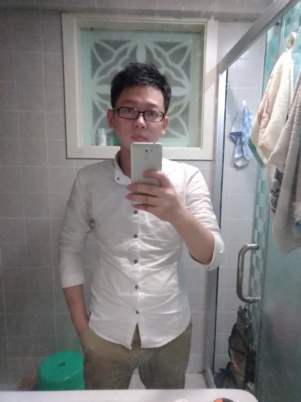 花谢魂伤的第三张照片--百色相亲服务中心