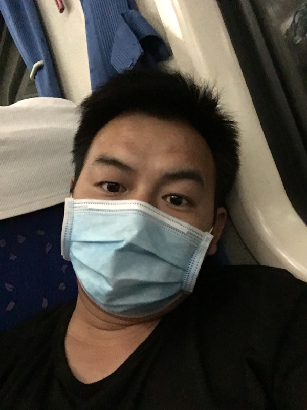 换掉发型的第一张照片--百色相亲服务中心