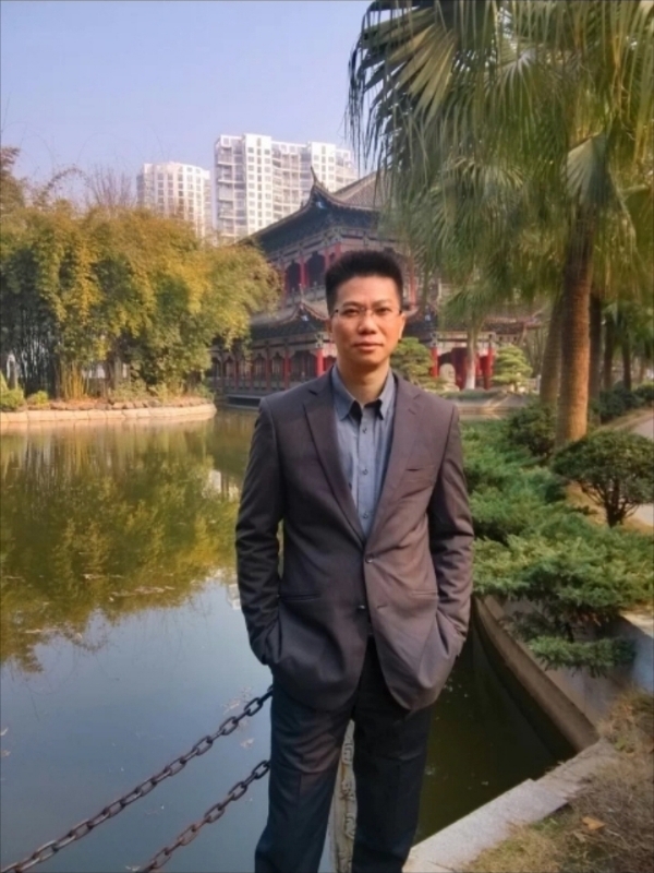 chen的第一张照片--百色相亲服务中心