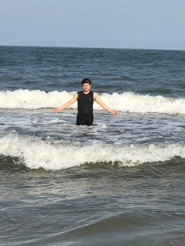 TS杰的第一张照片--百色相亲服务中心