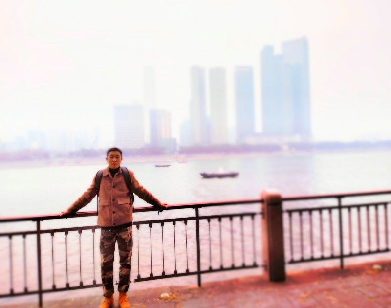 欢欣鼓舞的第一张照片--百色相亲服务中心