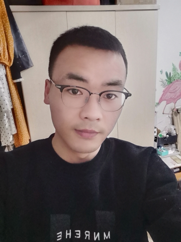 寻一个人的第一张照片--百色相亲服务中心