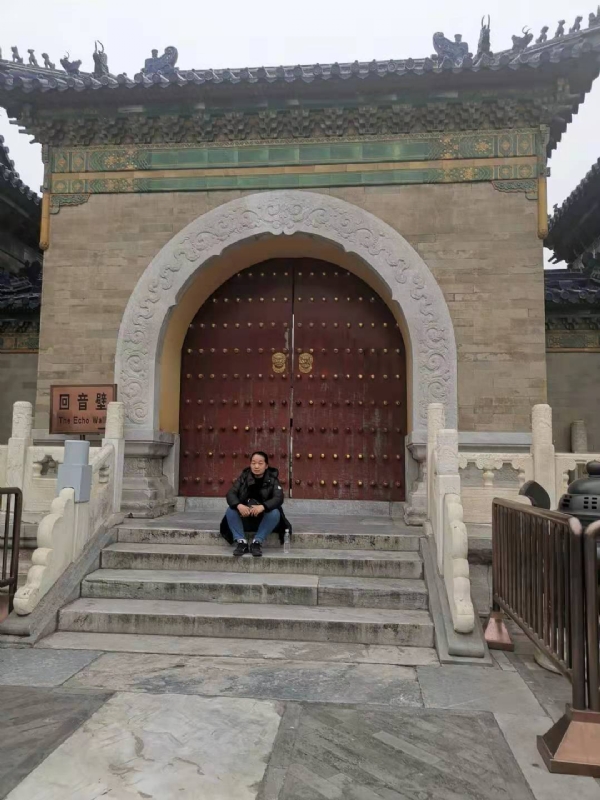 吾笨如牛的第一张照片--百色相亲服务中心