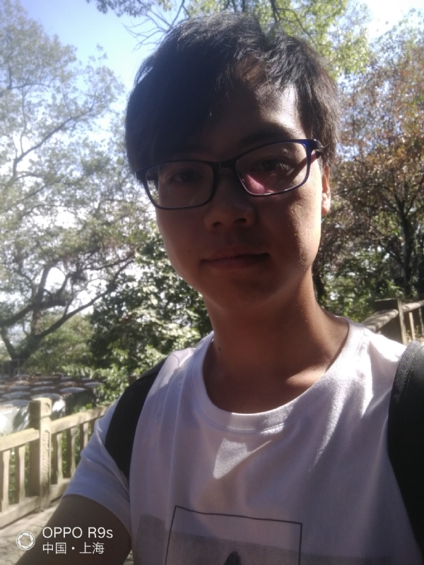 不忘旧年的第一张照片--百色相亲服务中心