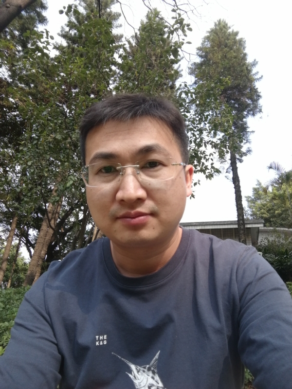 不如随风的第二张照片--百色相亲服务中心