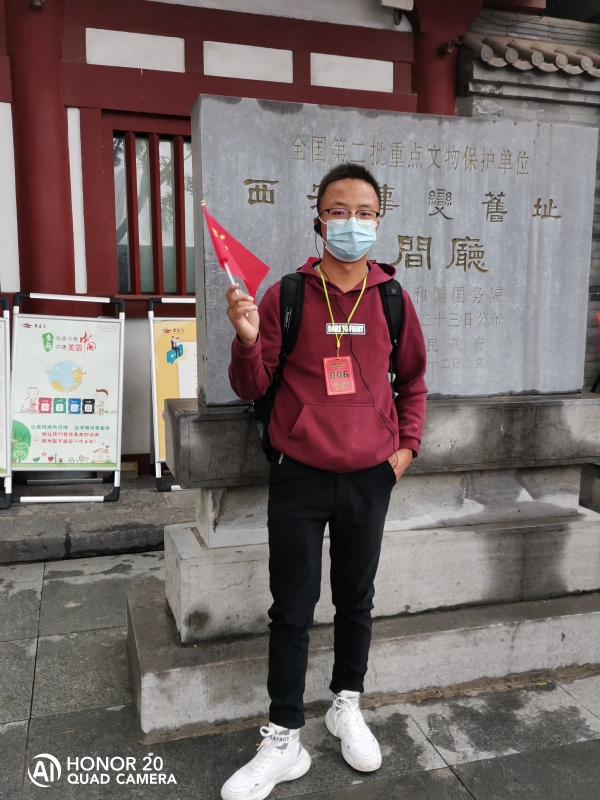 90后大叔的第一张照片--百色相亲服务中心