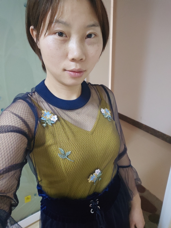 离落的第一张照片--百色相亲服务中心