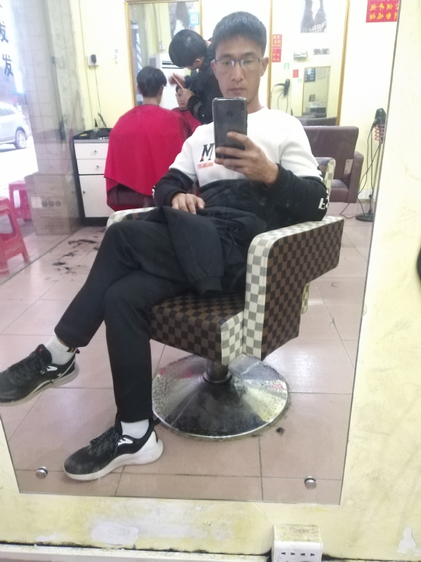 hushuai的第一张照片--百色相亲服务中心