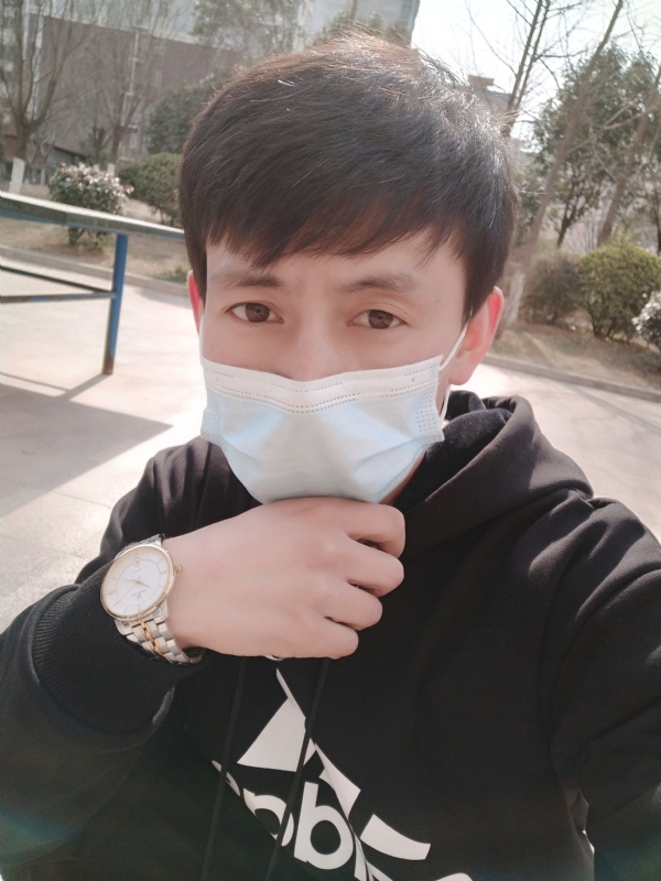 简单的幸福的第一张照片--百色相亲服务中心