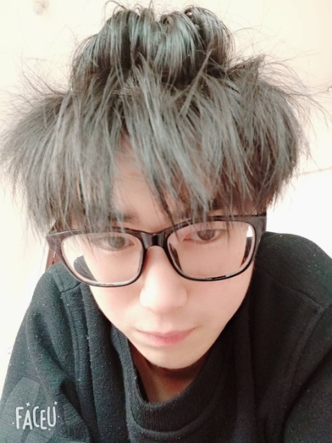 究极的第一张照片--百色相亲服务中心