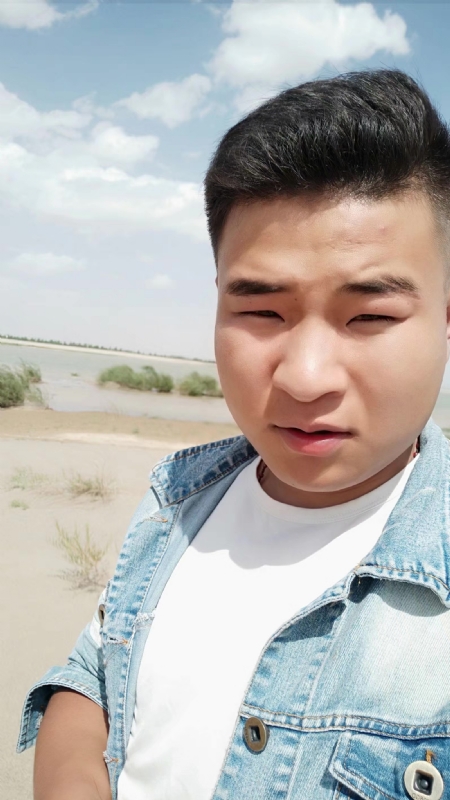 王强的第一张照片--百色相亲服务中心