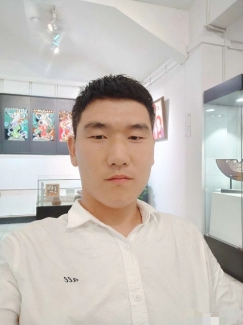 自律人生的第一张照片--百色相亲服务中心