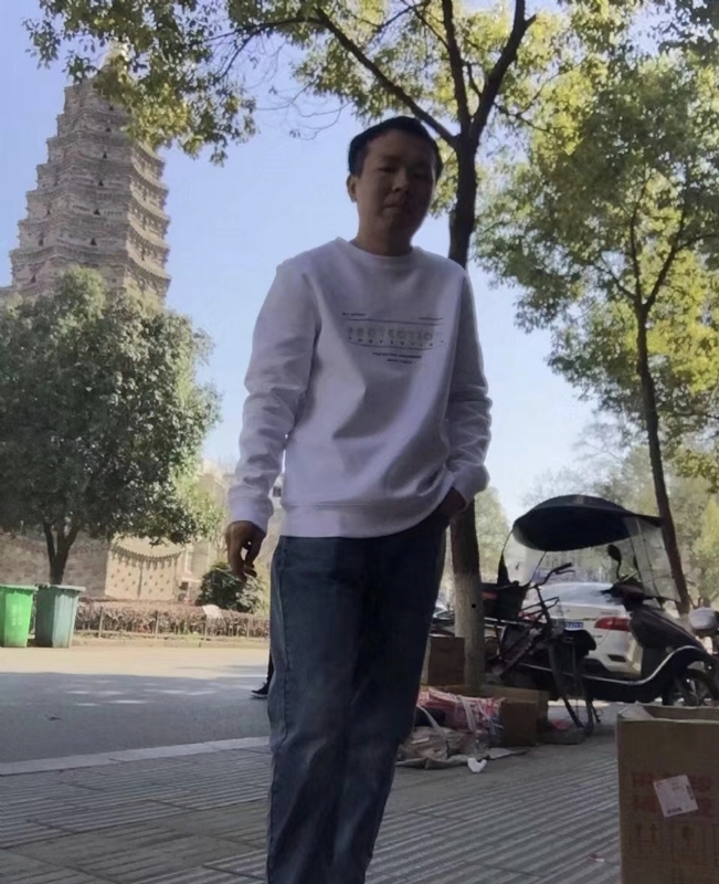 黄冈征婚的第一张照片--百色相亲服务中心