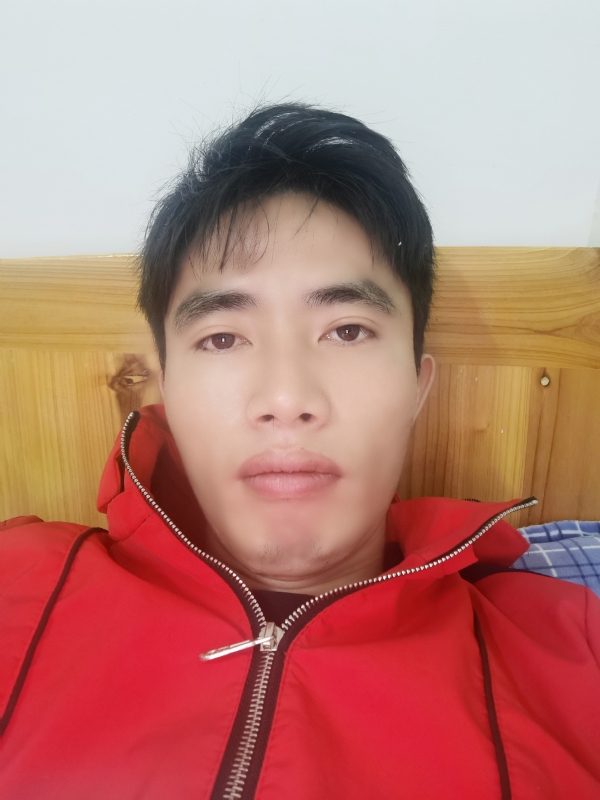 平平淡淡的第一张照片--百色相亲服务中心