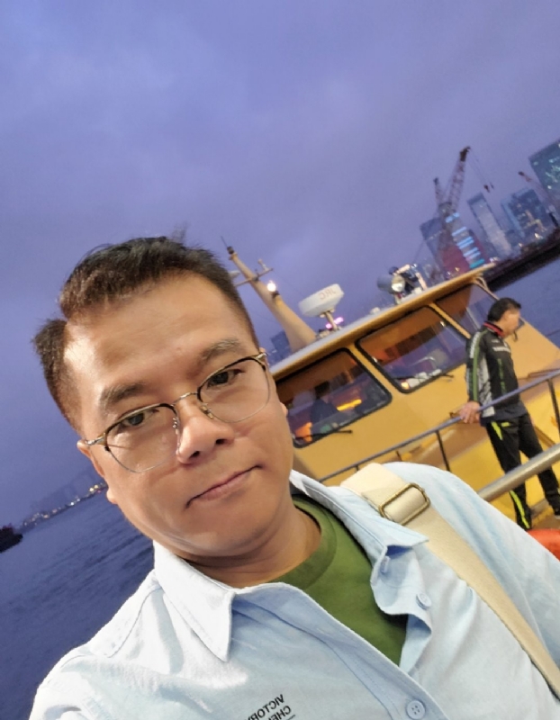 天道酬勤的第一张照片--百色相亲服务中心